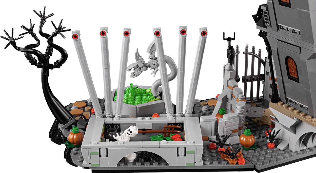 LEGO® 21351 The Nightmare Before Christmas: A Spooky, Brick-Built Tribute