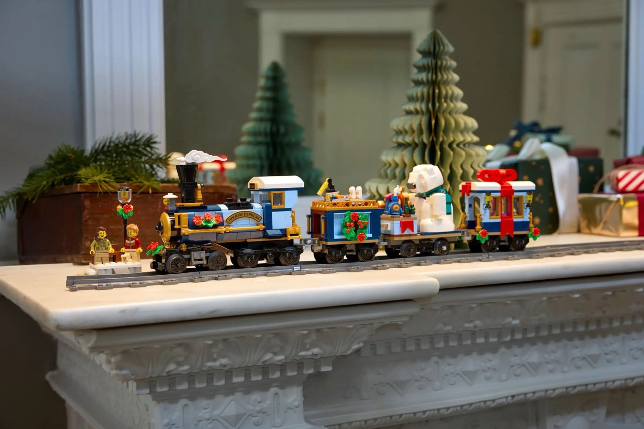 LEGO® Unwraps 2025 Winter Village Magic: Holiday Express Train and a Towering Family Christmas Tree
