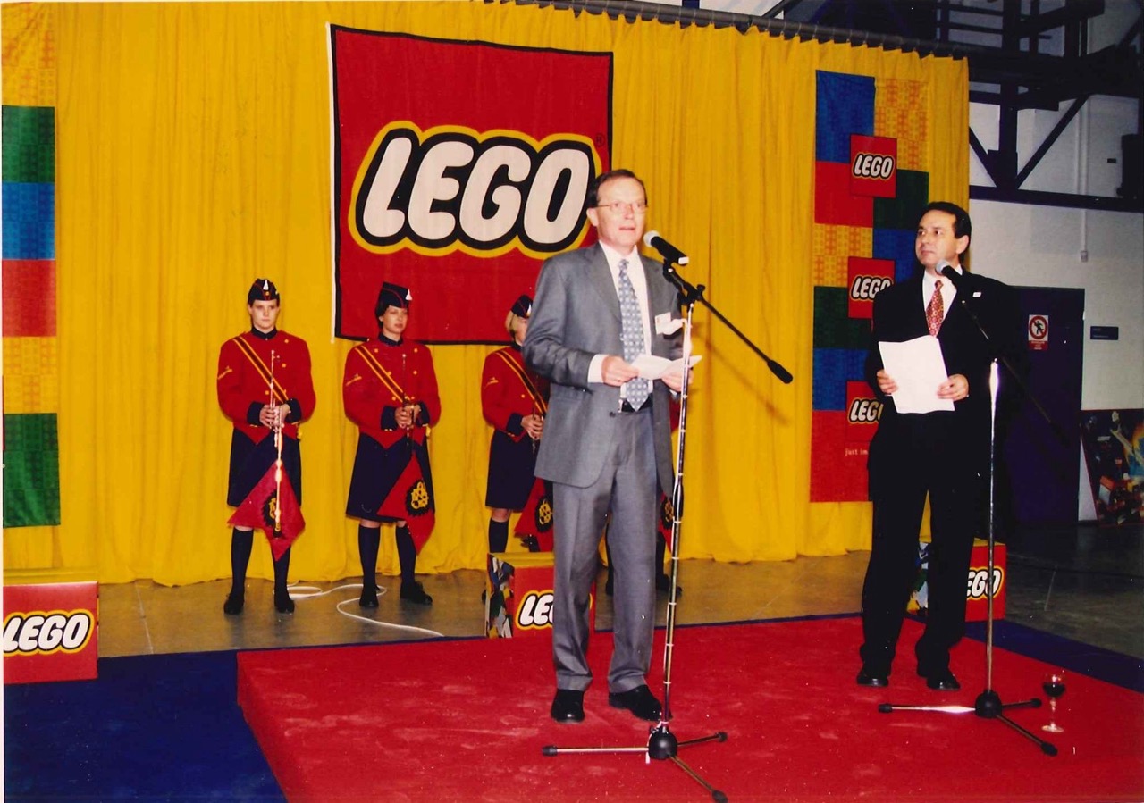 LEGO® Kladno Factory Marks 25 Years with 128,333 Brick Royal Crown