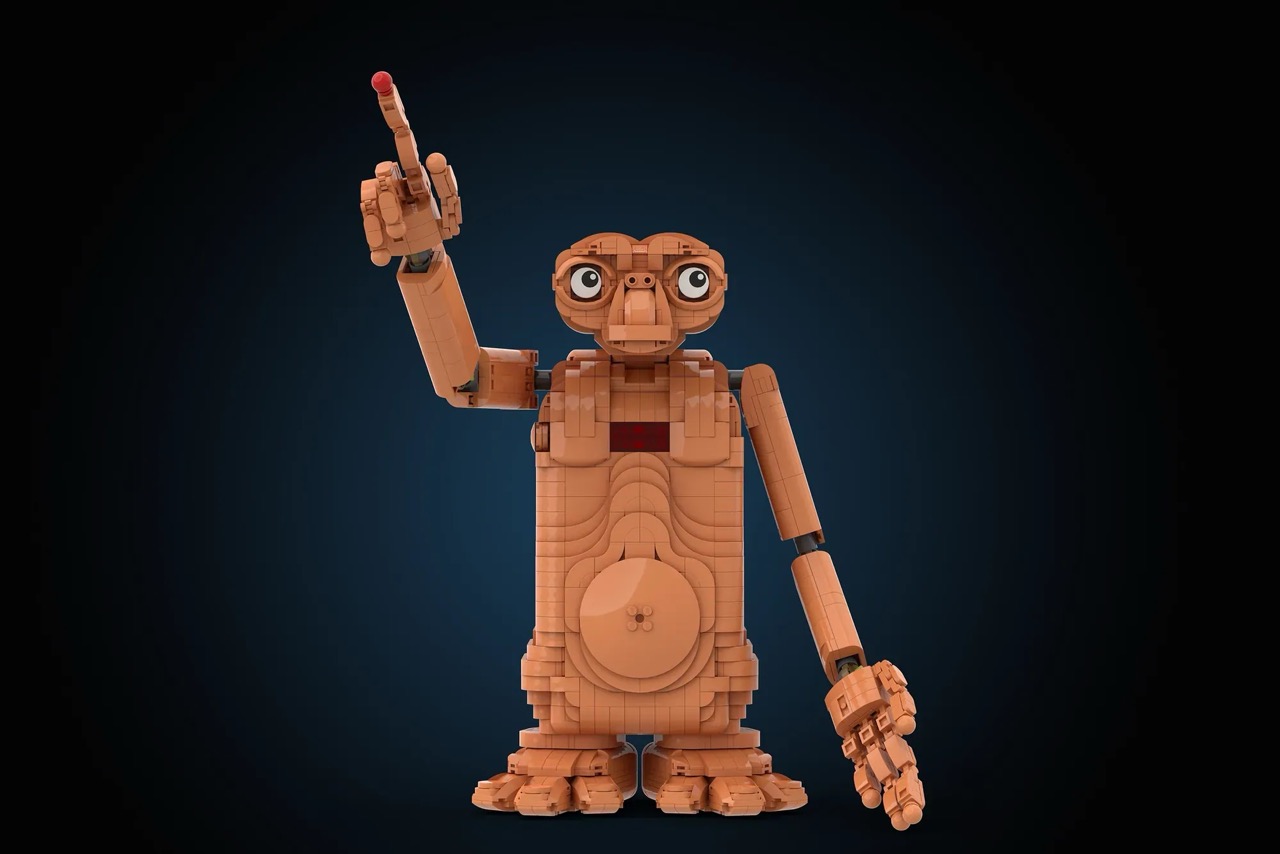 E.T. The Extra-Terrestrial LEGO® Set Reaches 10,000 Supporters