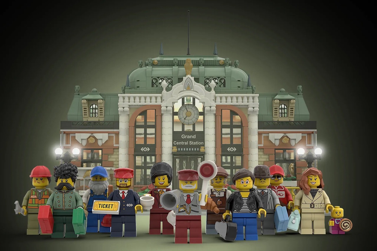 Fan designer Maria Kalaoglou recreated Grand Central Station in LEGO® and hit 10,000 supporters on LEGO® Ideas.