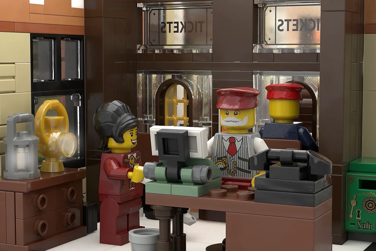 Fan designer Maria Kalaoglou recreated Grand Central Station in LEGO® and hit 10,000 supporters on LEGO® Ideas.