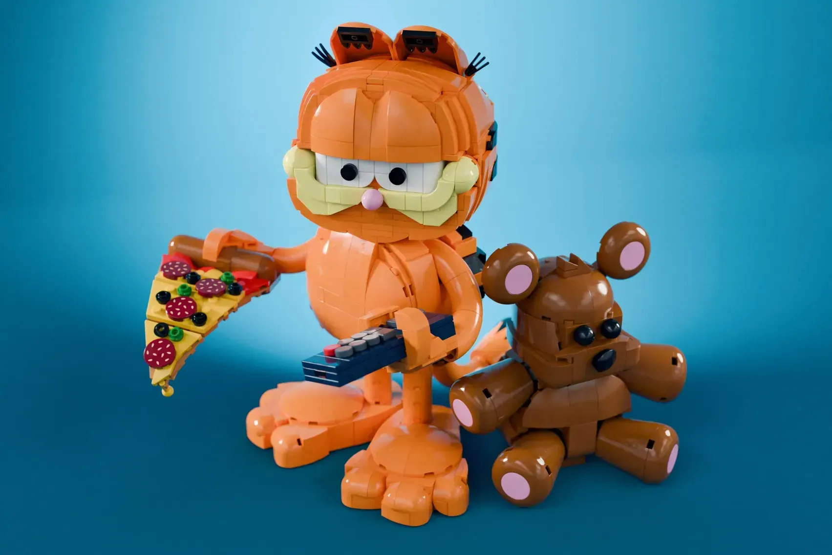 LEGO® Garfield project by WetWired hits 10,000 votes and enters official review.
