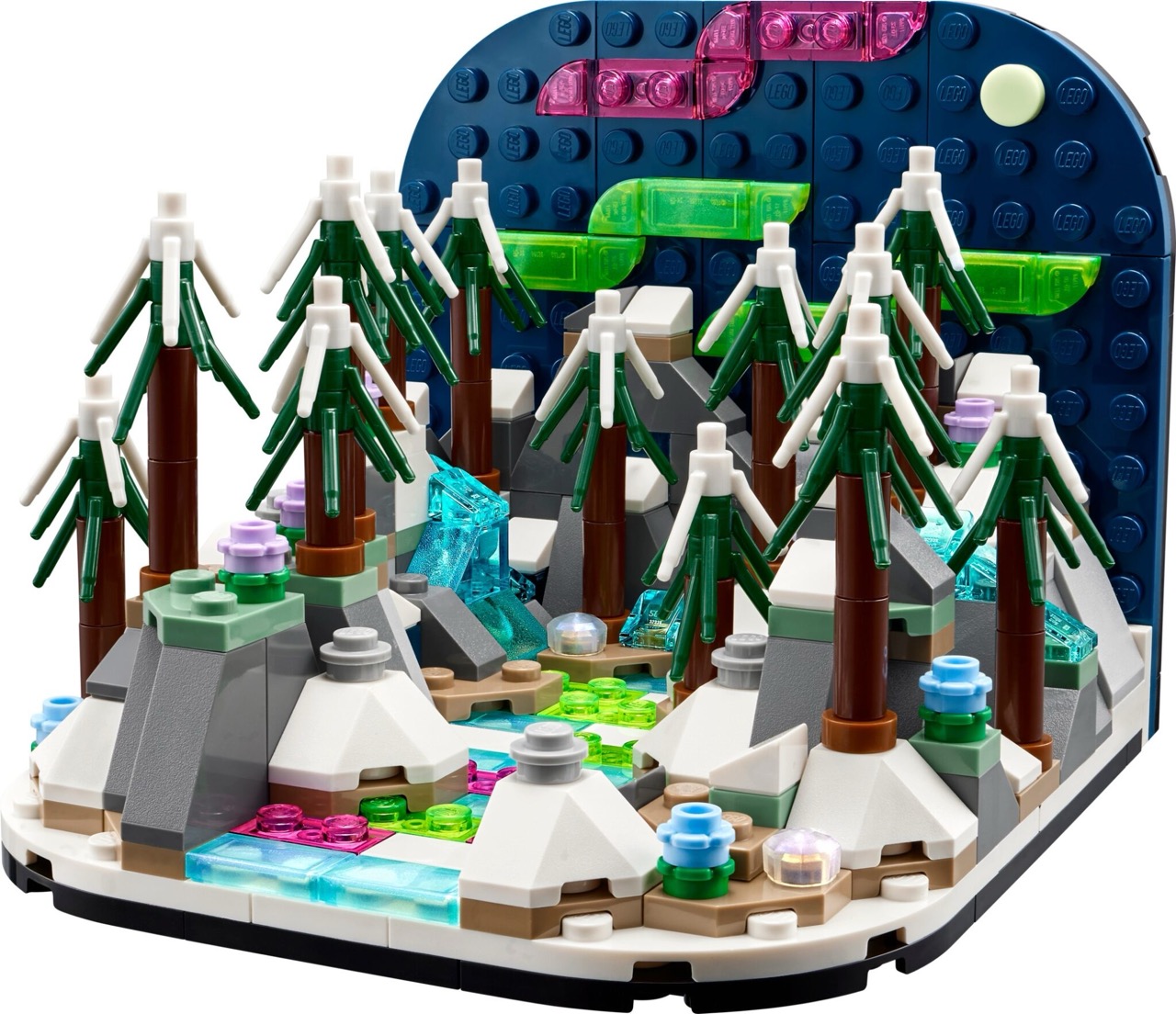 LEGO® 40785 Northern Lights Diorama Brings Aurora Magic to Your Shelf