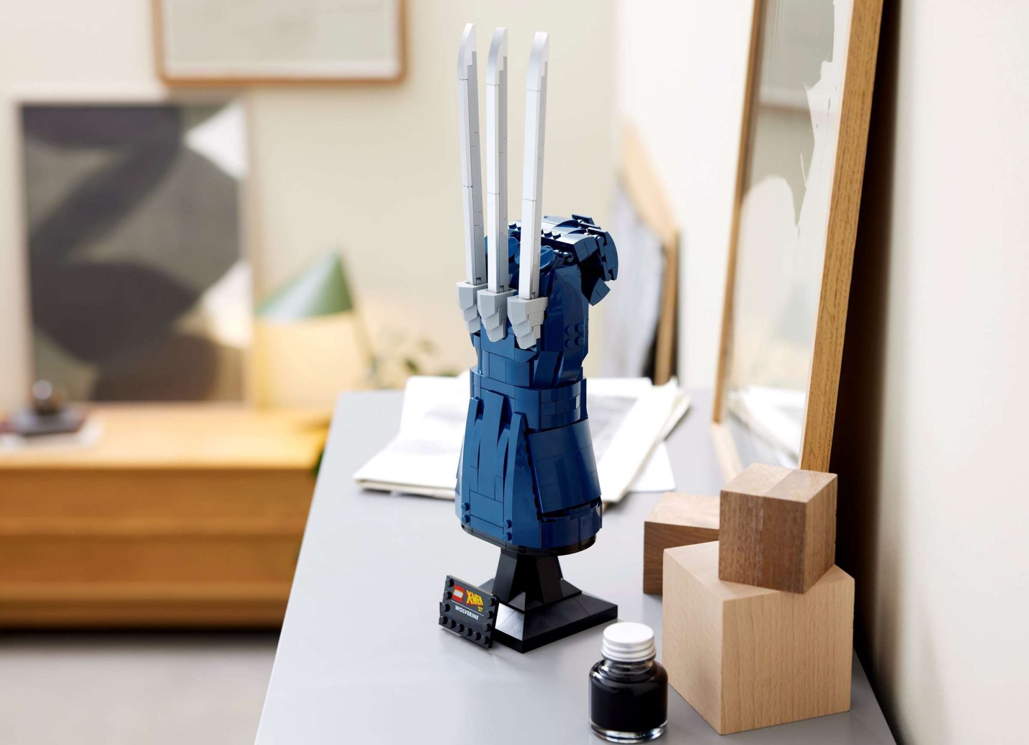 LEGO Marvel Collection's Latest Addition: Wolverine’s Adamantium Claws (76250)