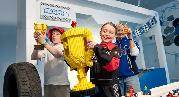 Lego House: Build your victory in Creative Lab
