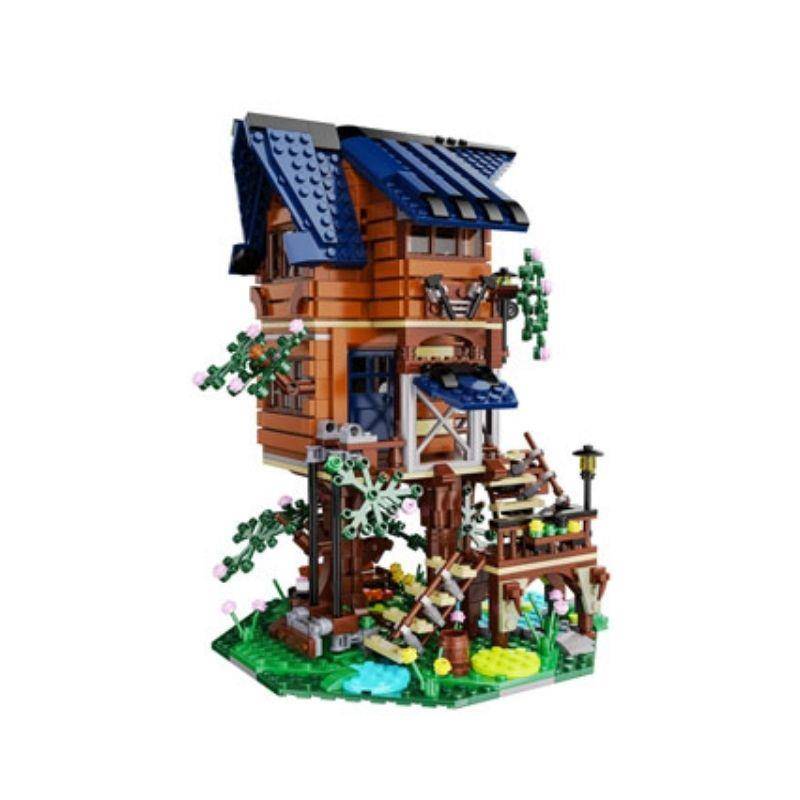 4 Seasons Story Tree House
