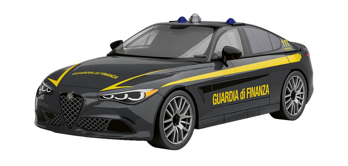 Alfa Romeo™ Giulia Quadrifoglio Guardia di Finanza